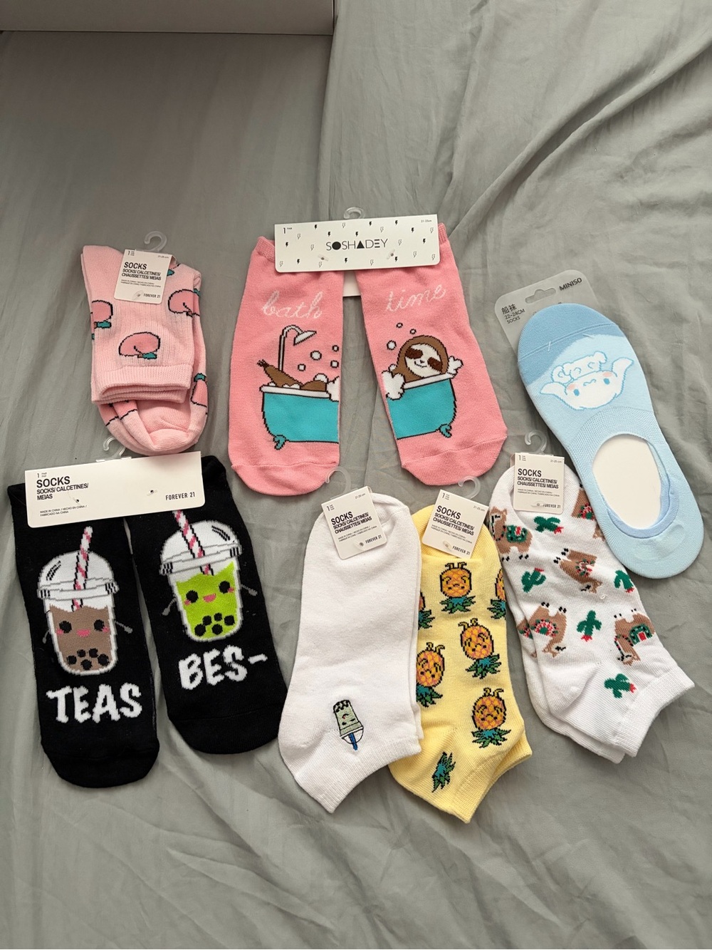 Forever 21 Mixed Cute Graphic Sock Pack - Pink, Black, White, Yellow, Blue